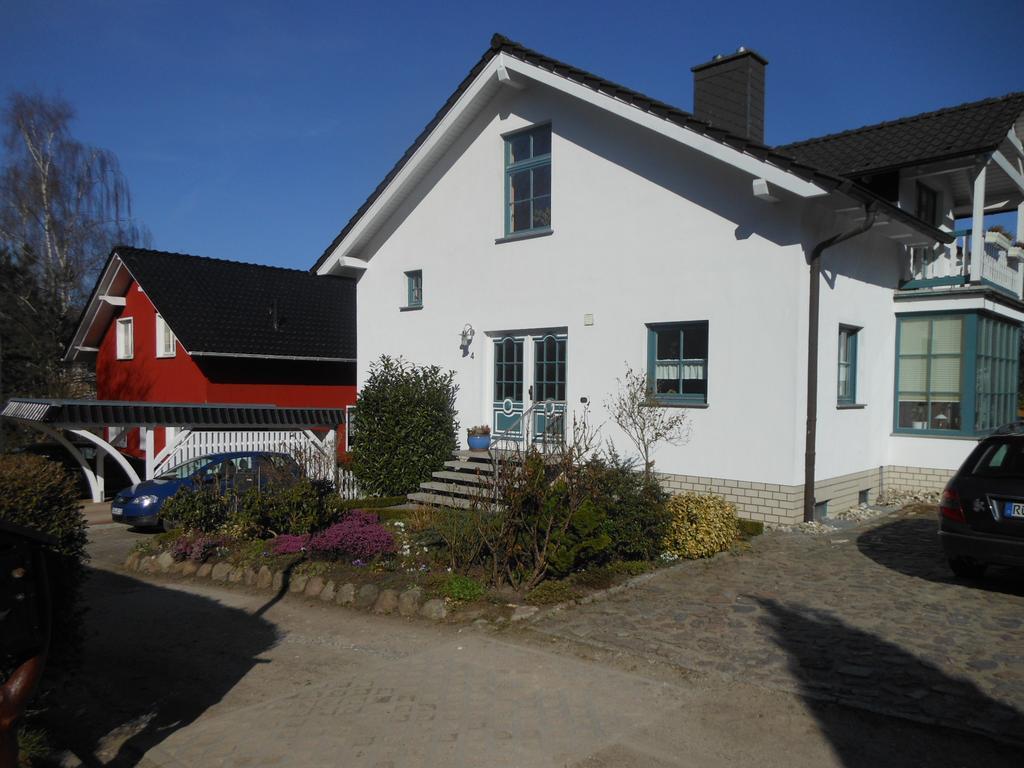 Apartment Mit Balkon Putbus Exterior foto